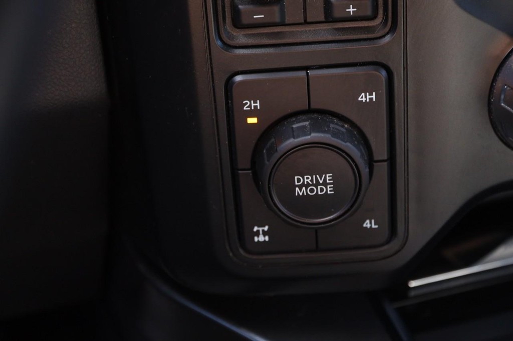 Ford Super Duty F-250 SRW Vehicle Image 29