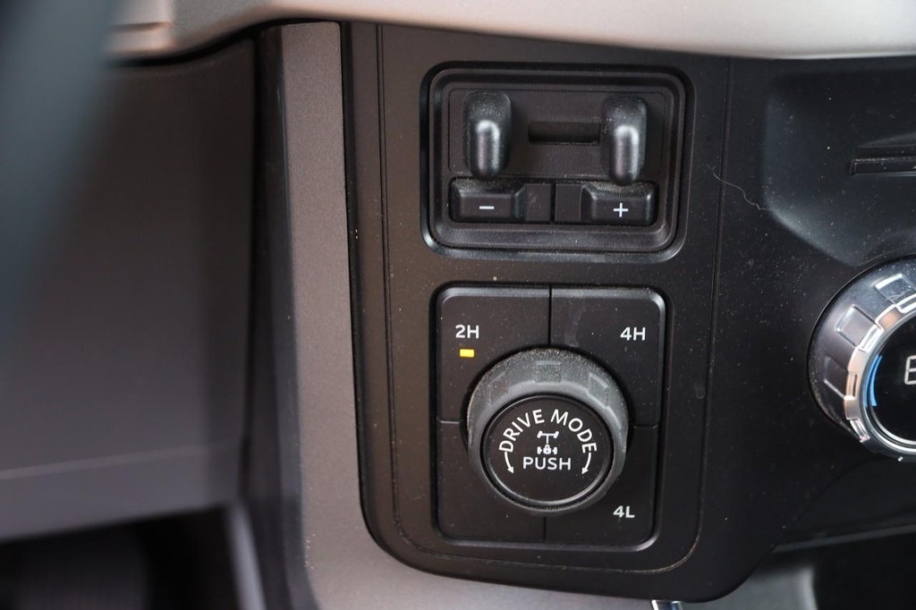 Ford F-150 Vehicle Image 16