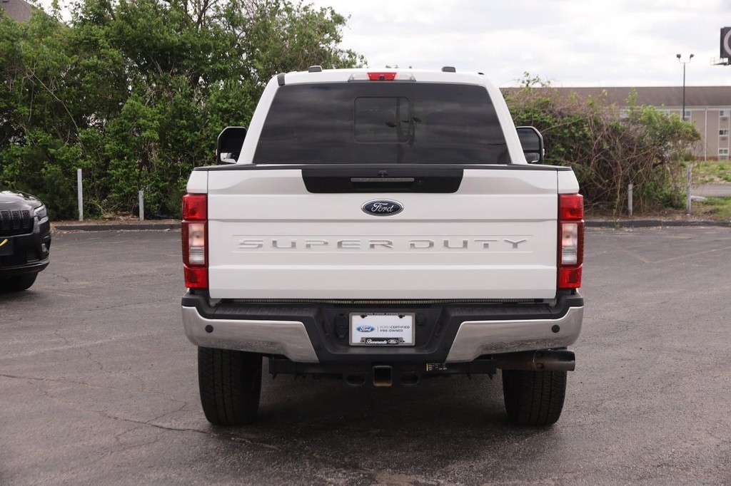 Ford Super Duty F-350 SRW Vehicle Image 07