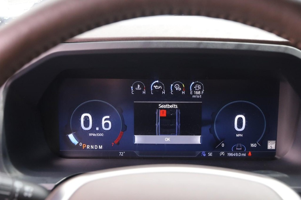 Ford Expedition Max Vehicle Full-screen Gallery Image 17