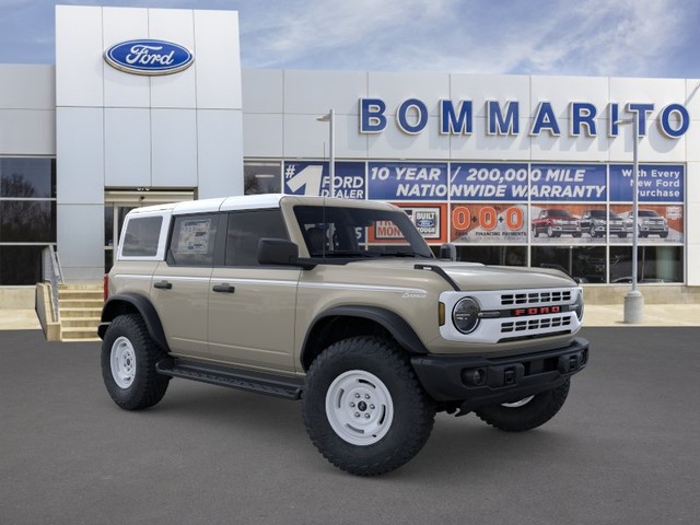 Ford Bronco Vehicle Image 07