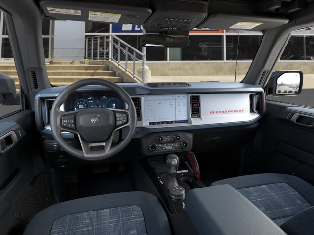 Ford Bronco Vehicle Image 09