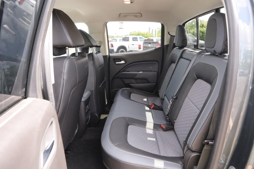 Chevrolet Colorado Vehicle Full-screen Gallery Image 09