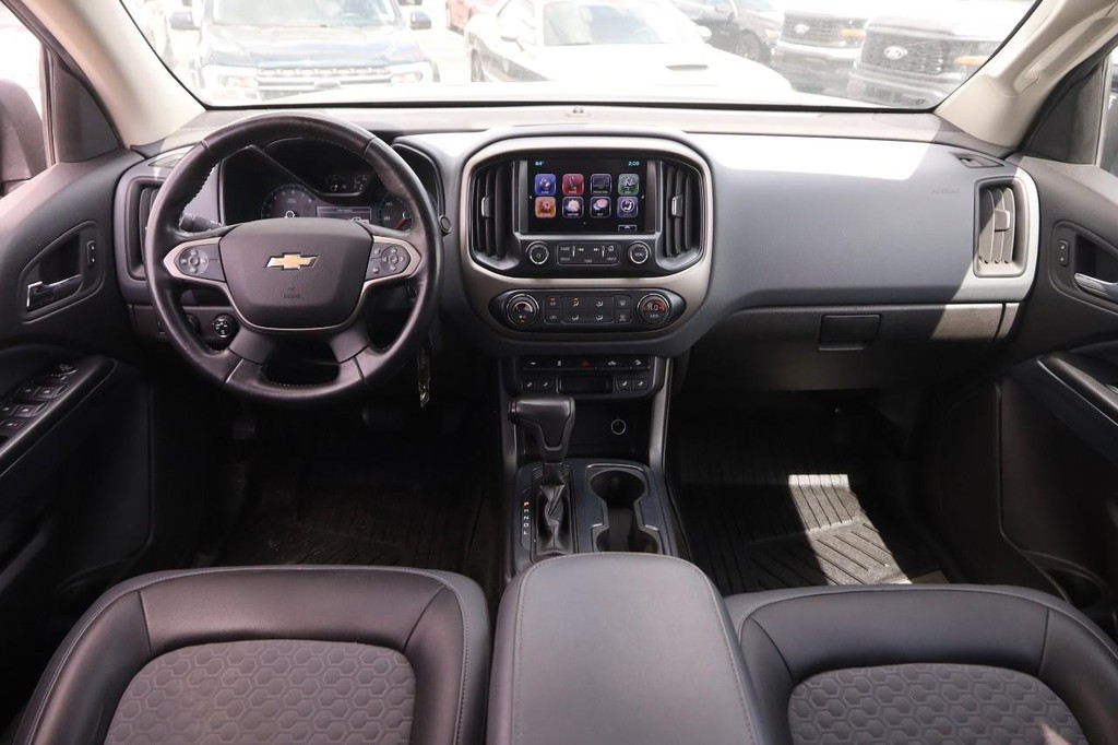 Chevrolet Colorado Vehicle Full-screen Gallery Image 19