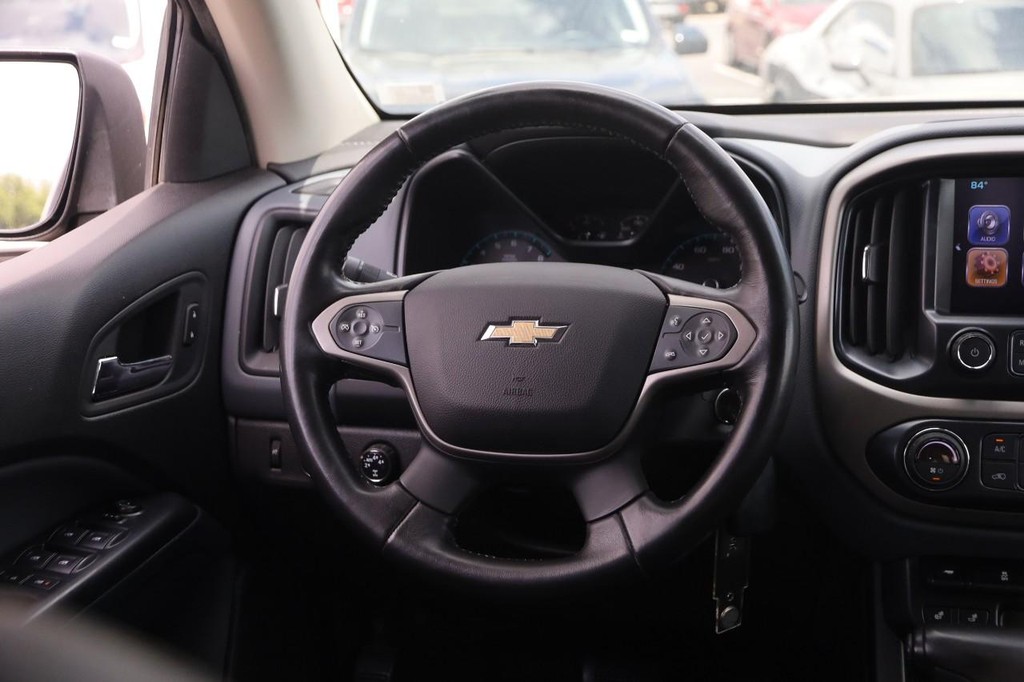 Chevrolet Colorado Vehicle Full-screen Gallery Image 21