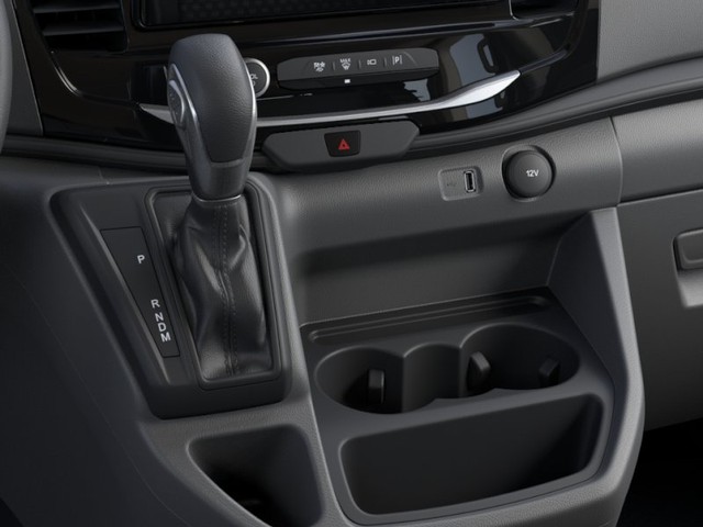 Ford Transit Passenger Wagon Vehicle Image 15