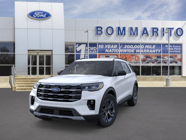 Ford Explorer Vehicle Image 02