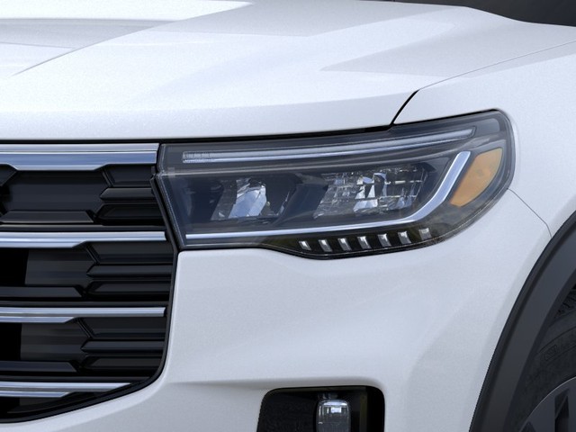 Ford Explorer Vehicle Image 18