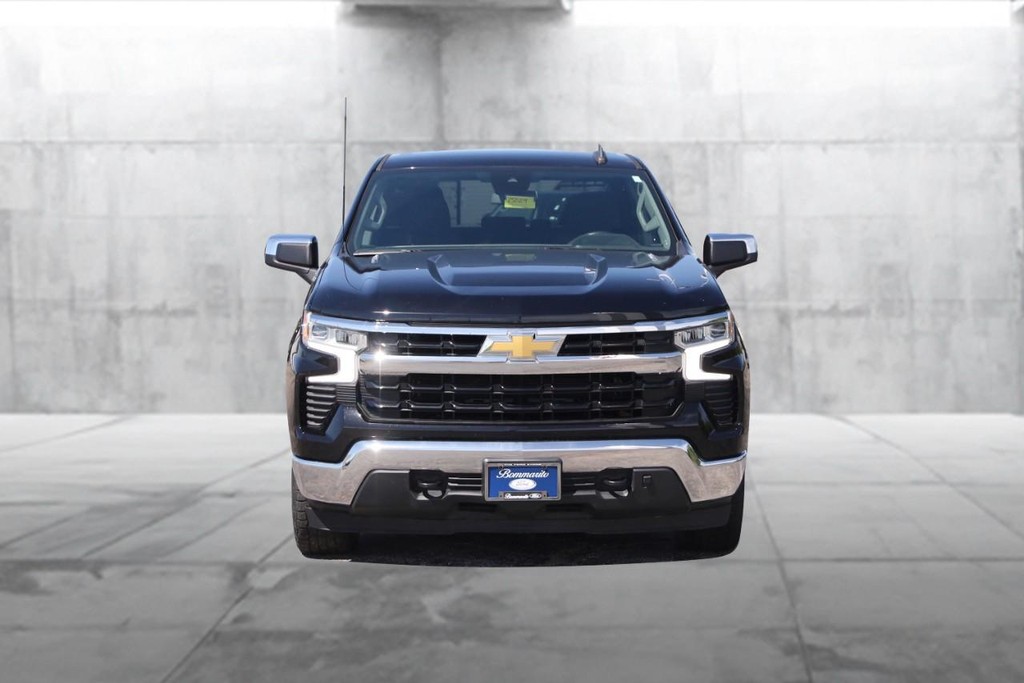 Chevrolet Silverado 1500 Vehicle Full-screen Gallery Image 04