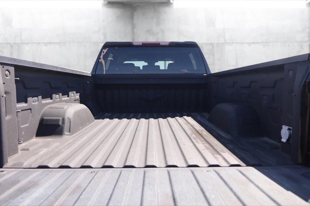 Chevrolet Silverado 1500 Vehicle Full-screen Gallery Image 07