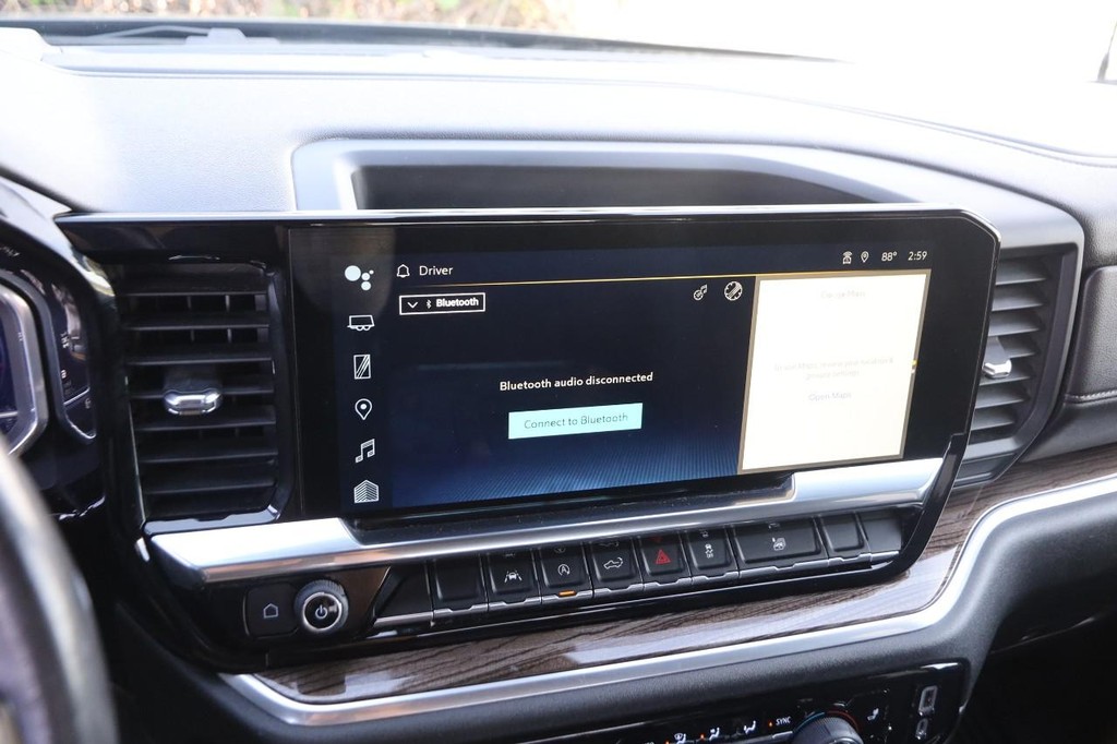 Chevrolet Silverado 1500 Vehicle Full-screen Gallery Image 15