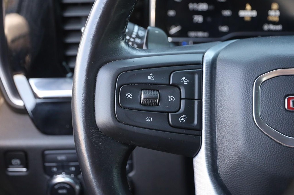 GMC Sierra 1500 Vehicle Image 11