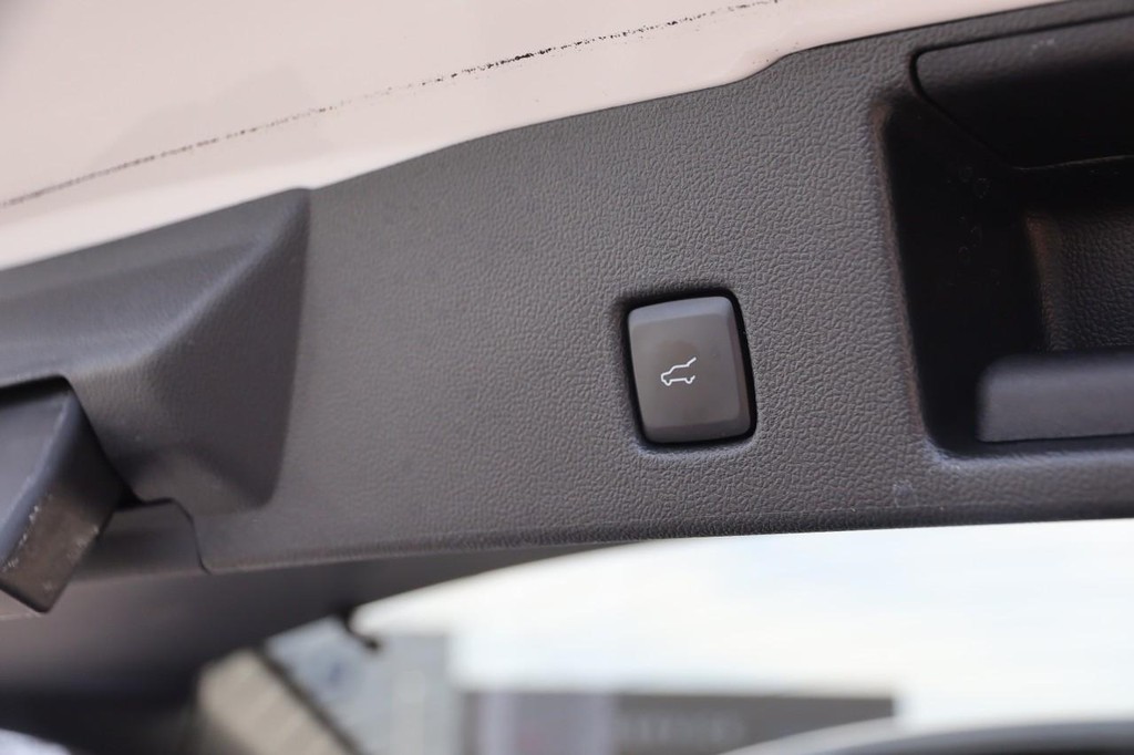 Ford Escape Vehicle Image 08