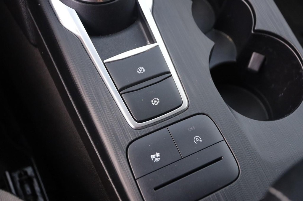 Ford Escape Vehicle Image 20
