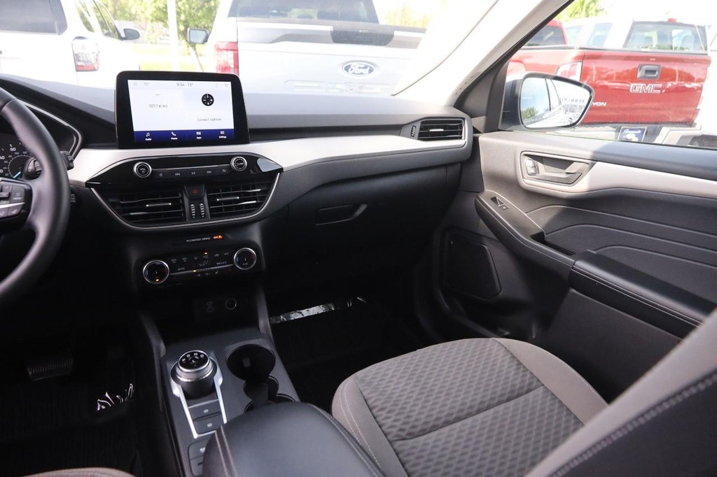 Ford Escape Vehicle Image 26