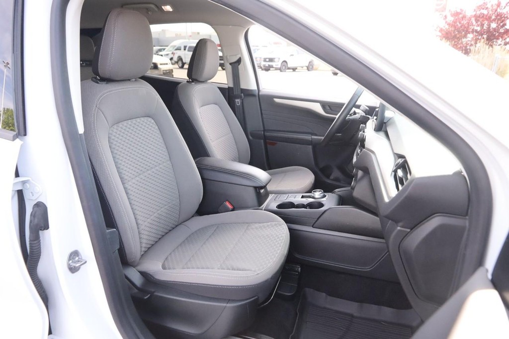 Ford Escape Vehicle Image 27
