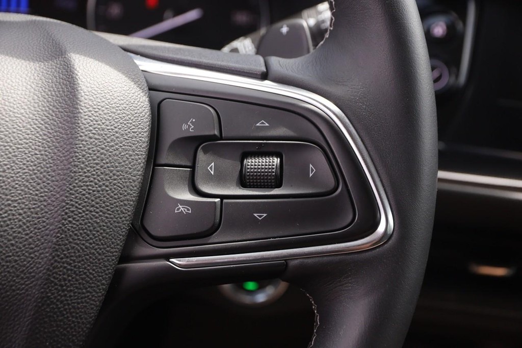 Buick Envision Vehicle Full-screen Gallery Image 14