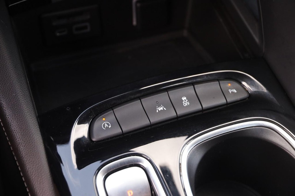 Buick Envision Vehicle Full-screen Gallery Image 22