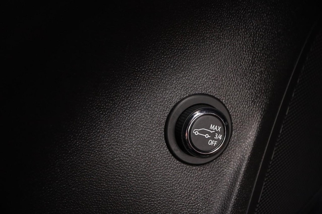 Buick Envision Vehicle Full-screen Gallery Image 24