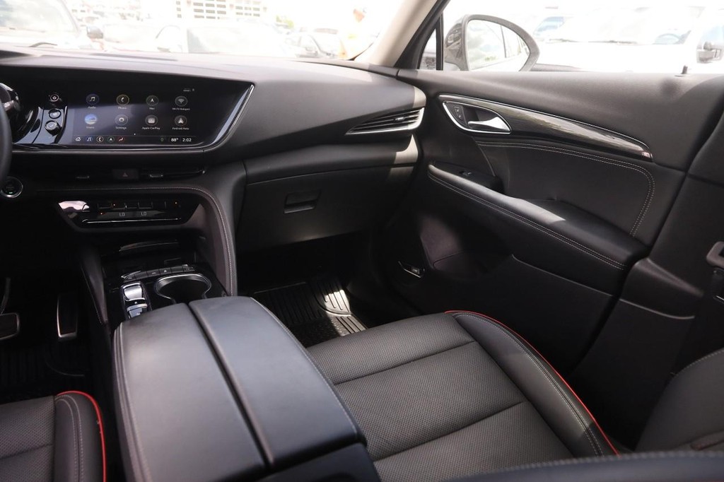 Buick Envision Vehicle Full-screen Gallery Image 29