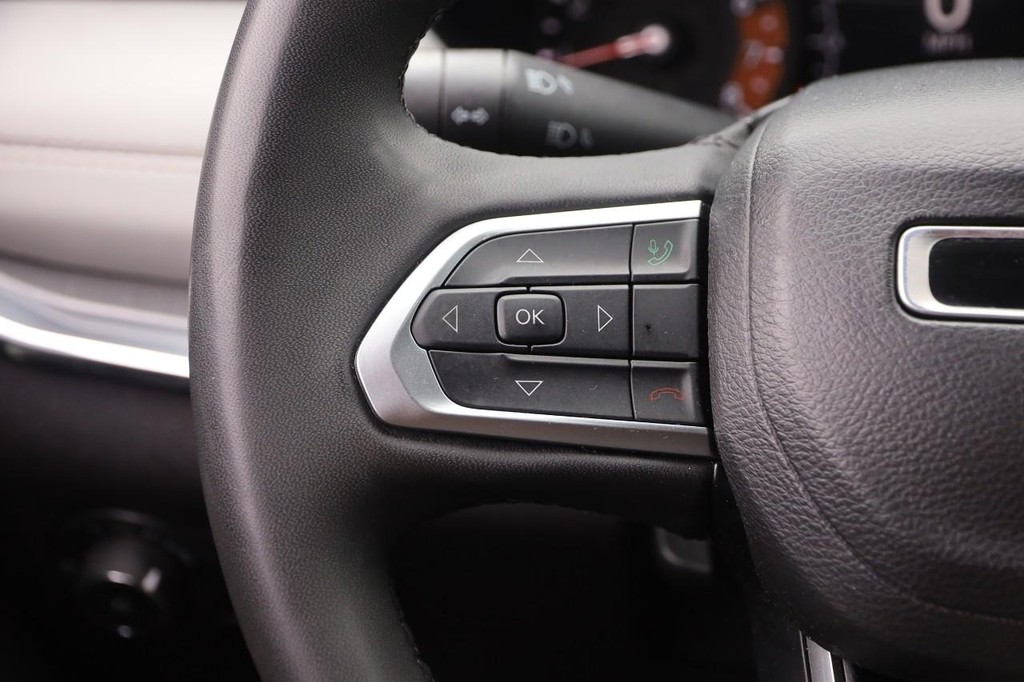 Chevrolet Malibu Vehicle Image 11
