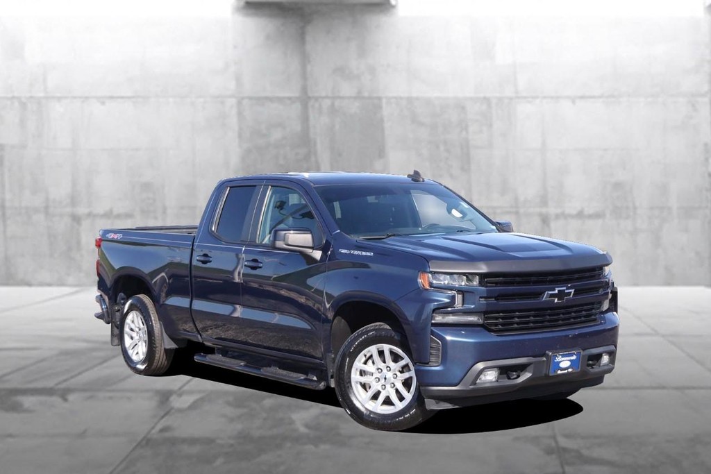 Chevrolet Silverado 1500 Vehicle Full-screen Gallery Image 02