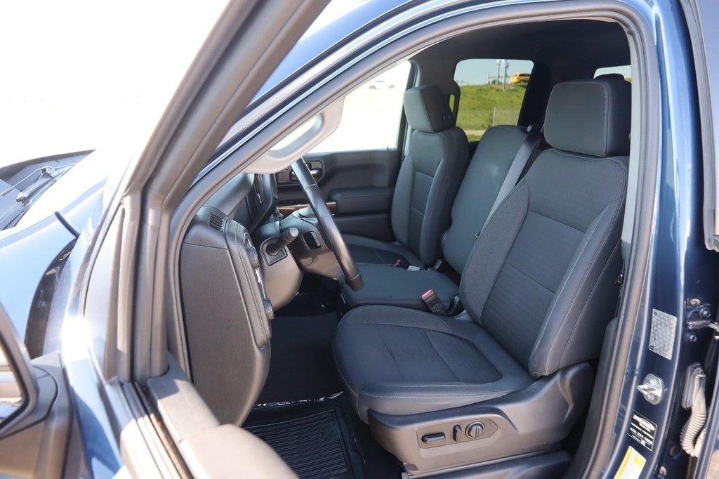 Chevrolet Silverado 1500 Vehicle Full-screen Gallery Image 08