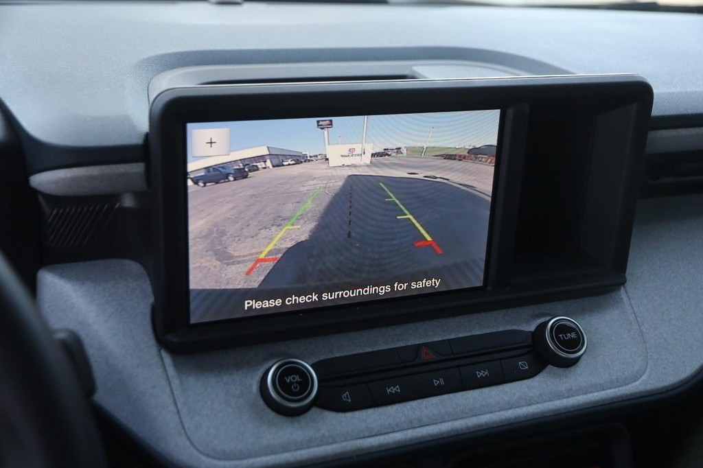 Ford Maverick Vehicle Full-screen Gallery Image 14