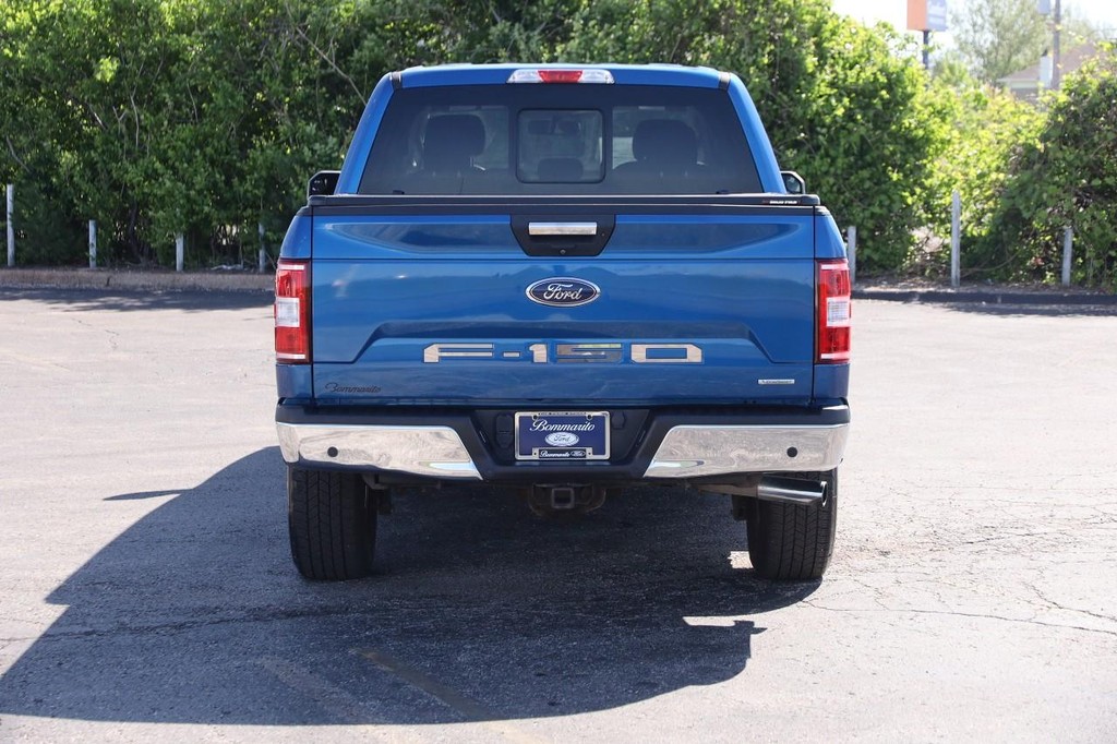 Ford F-150 Vehicle Full-screen Gallery Image 6
