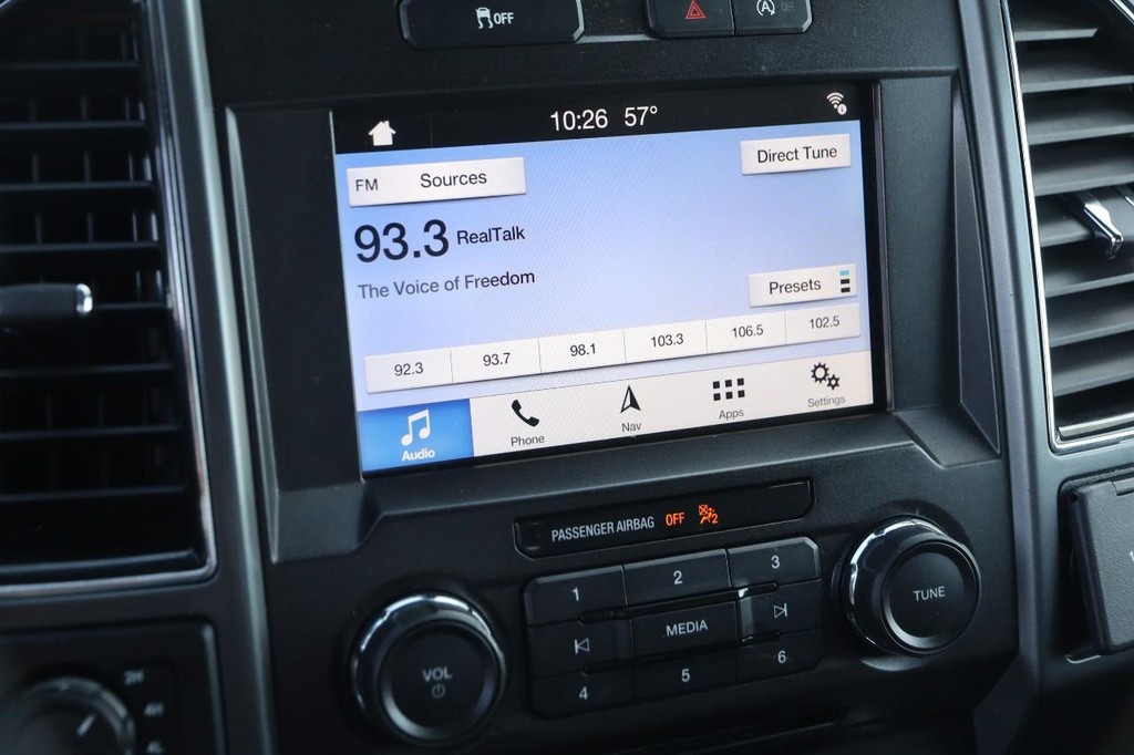 Ford F-150 Vehicle Full-screen Gallery Image 15