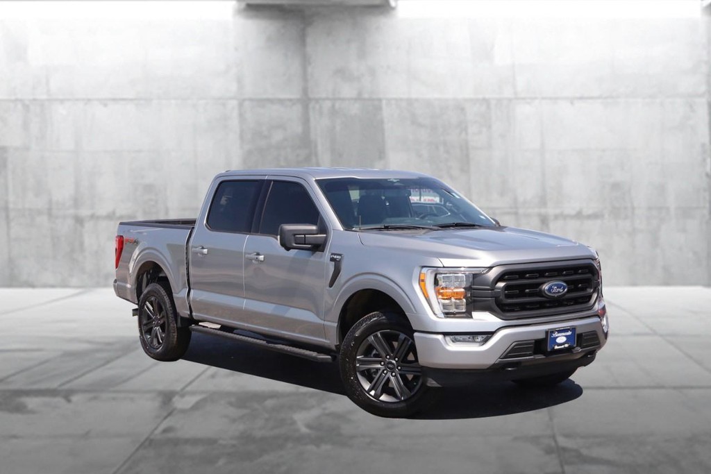 Ford F-150 Vehicle Full-screen Gallery Image 2