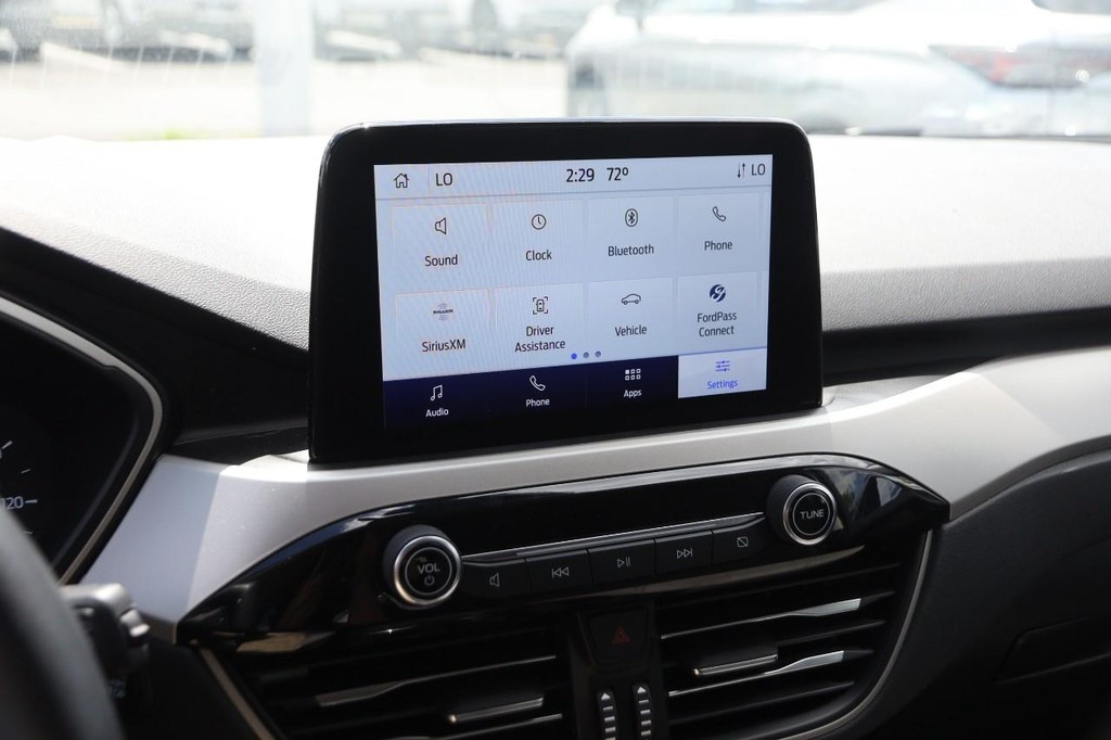 Ford Escape Vehicle Image 17