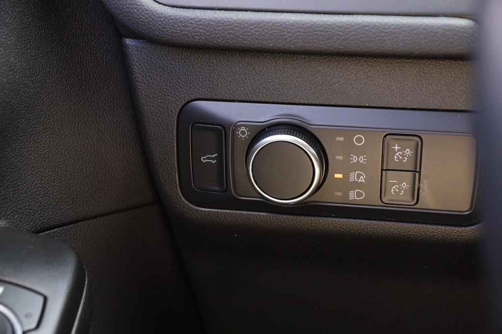 Ford Escape Vehicle Image 21