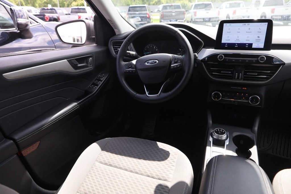 Ford Escape Vehicle Image 23