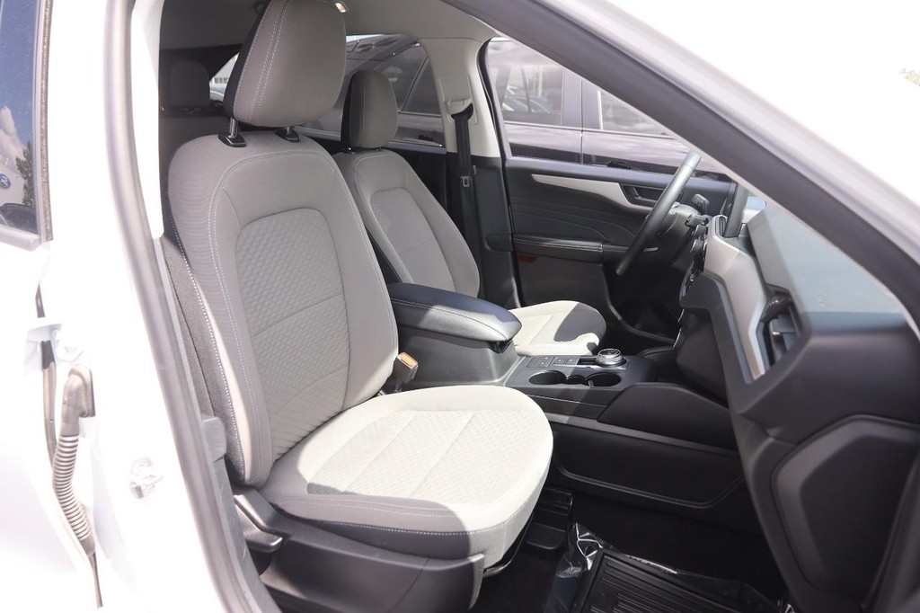Ford Escape Vehicle Image 27