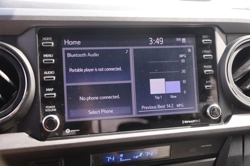 Toyota Tacoma 4WD Vehicle Image 17