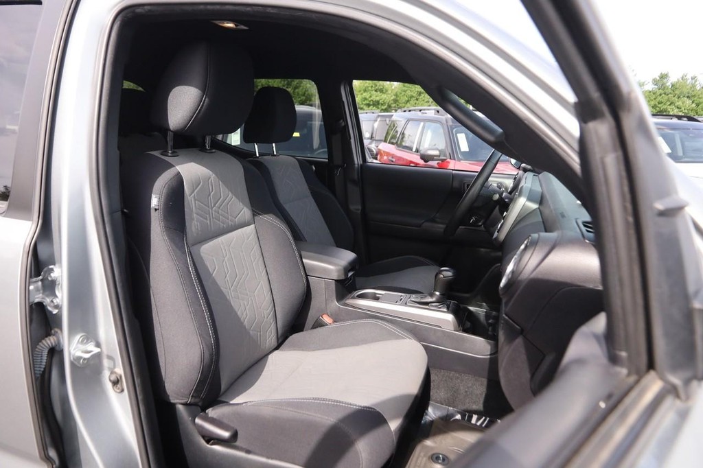 Toyota Tacoma 4WD Vehicle Image 27