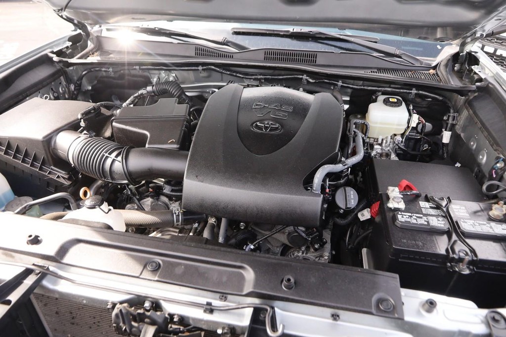 Toyota Tacoma 4WD Vehicle Image 28