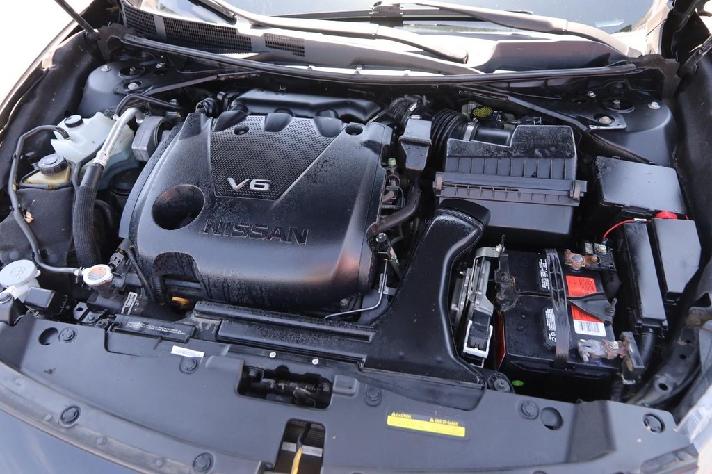 Nissan Maxima Vehicle Image 27