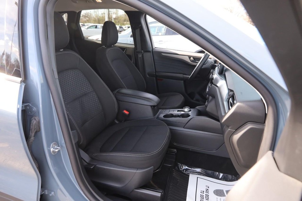 Ford Escape Vehicle Image 26
