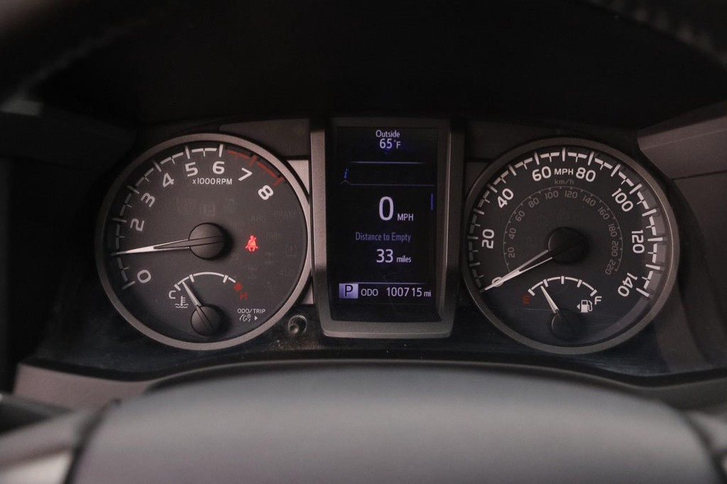 Toyota Tacoma Vehicle Image 14