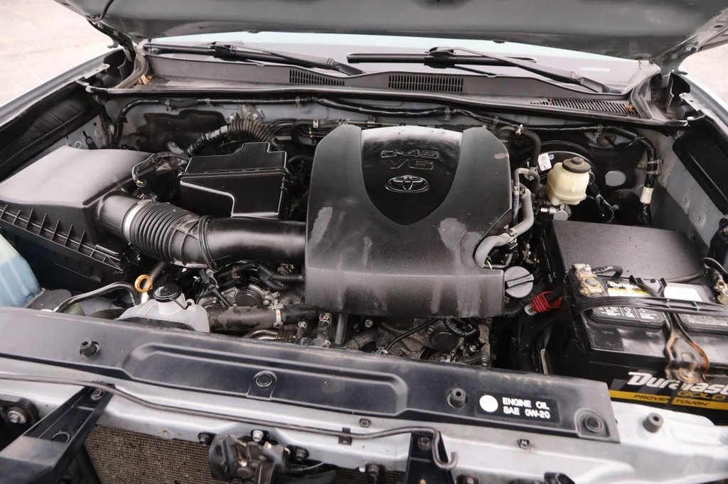 Toyota Tacoma Vehicle Image 27