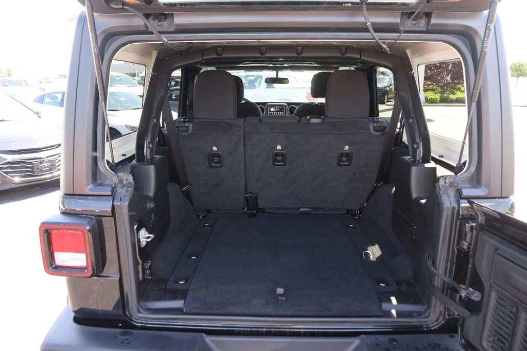 Jeep Wrangler Vehicle Image 07
