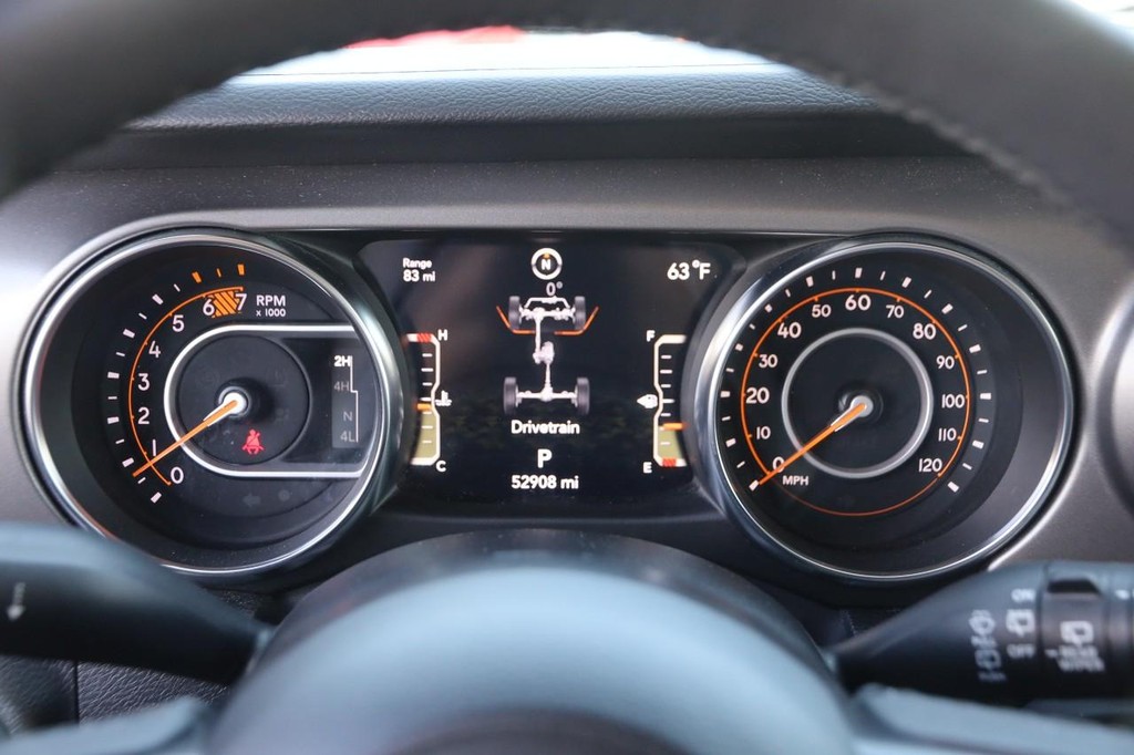 Jeep Wrangler Vehicle Image 13