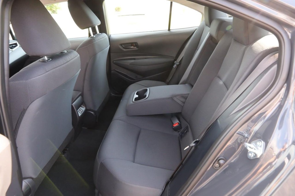 Toyota Corolla Vehicle Image 10