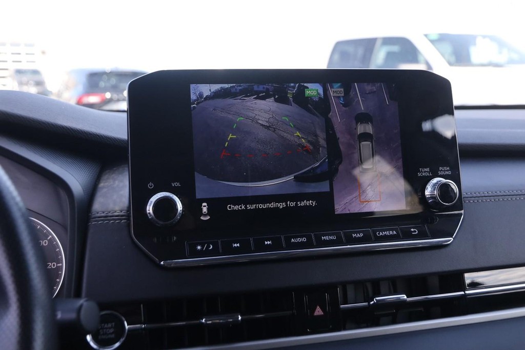 Mitsubishi Outlander Vehicle Full-screen Gallery Image 18