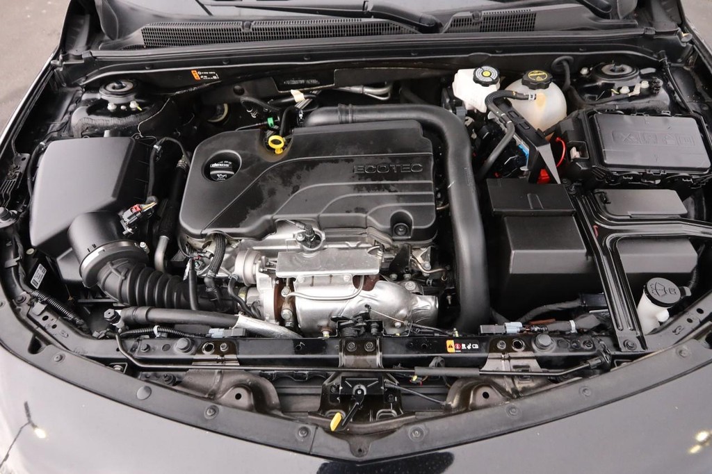 Chevrolet Malibu Vehicle Full-screen Gallery Image 27