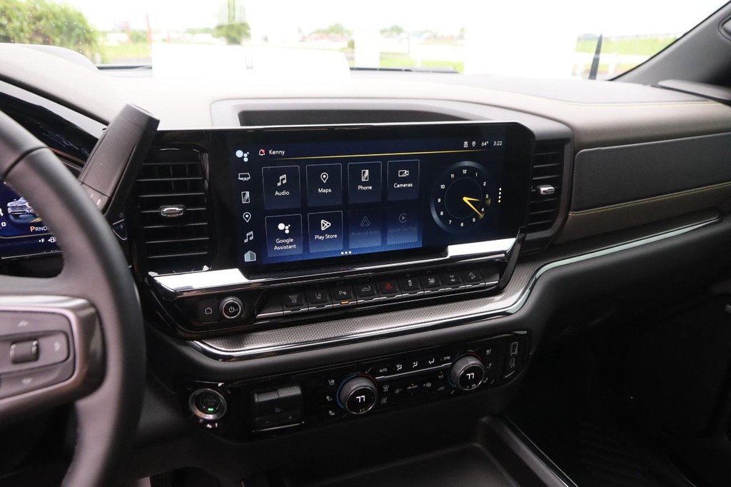 Chevrolet Silverado 2500HD Vehicle Image 16
