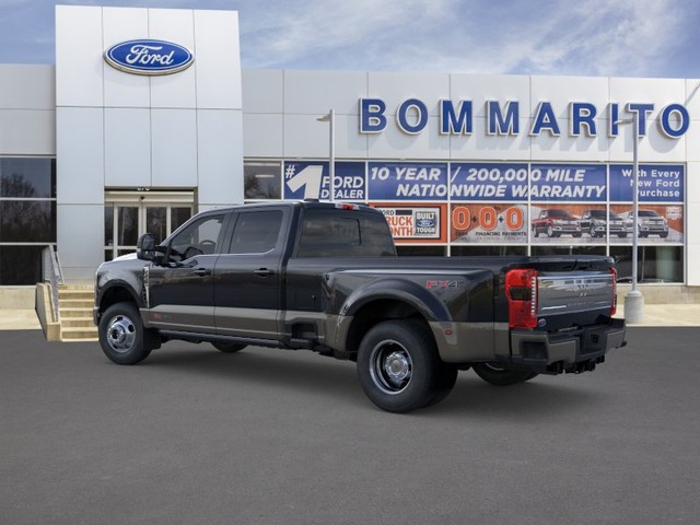 Ford Super Duty F-350 DRW Vehicle Image 04