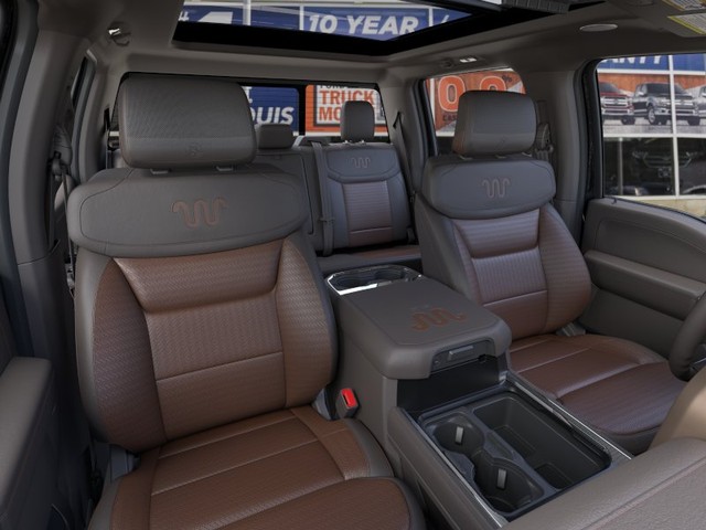 Ford Super Duty F-350 DRW Vehicle Image 10